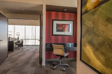 corner-suite_2.webp